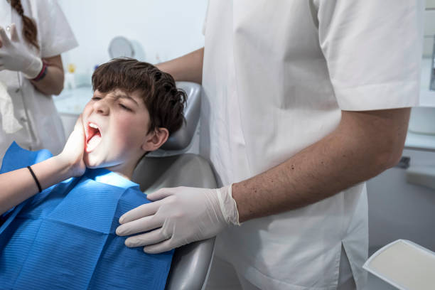 Best Emergency Gum Treatment in Williamsburg, FL
